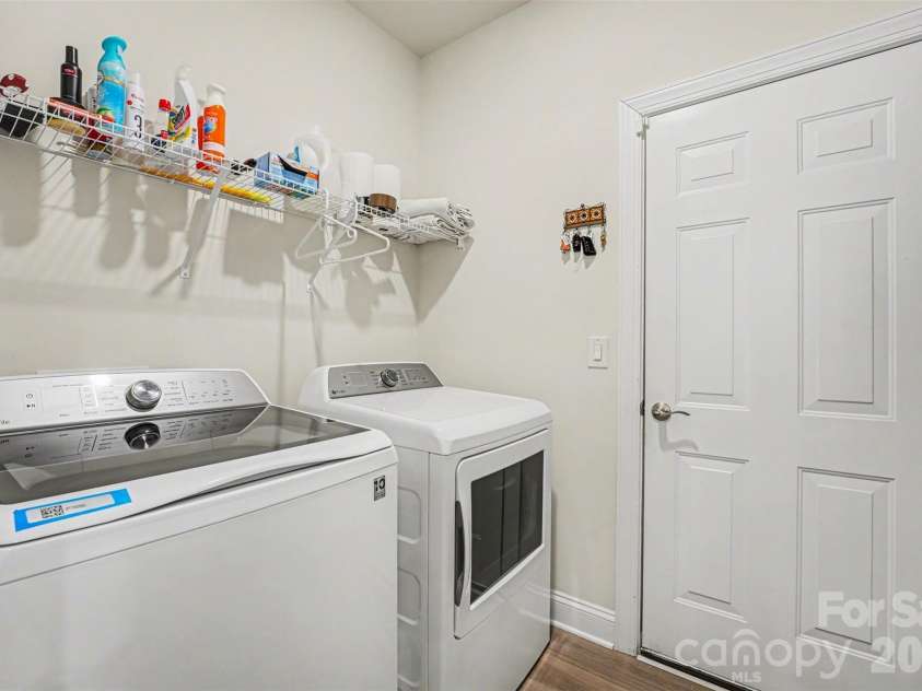 115 Tradesmen Trail, Troutman, NC 28166.  MLS# CAR4350971, YatesRealty ID 17825. Laundry Room