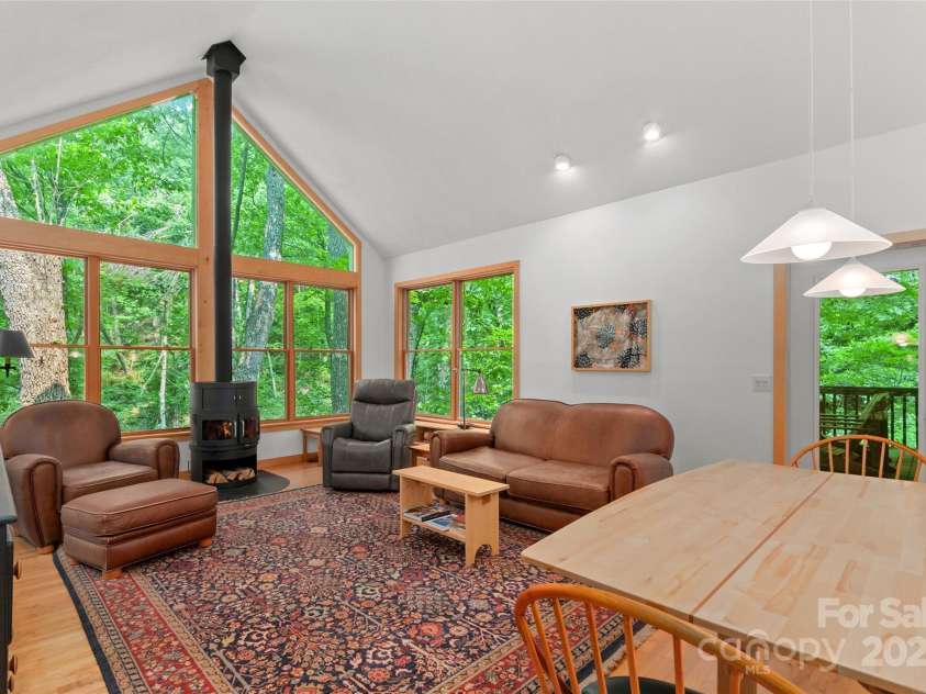 608 Brandywine Road, Waynesville, NC 28786.  MLS# CAR4267160, YatesRealty ID 17825. 