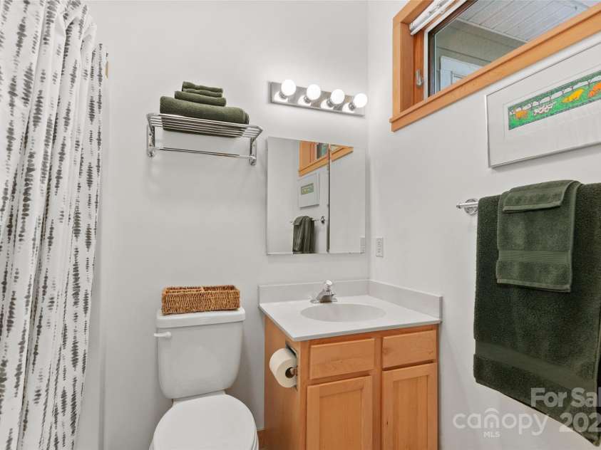 608 Brandywine Road, Waynesville, NC 28786.  MLS# CAR4267160, YatesRealty ID 17825. 