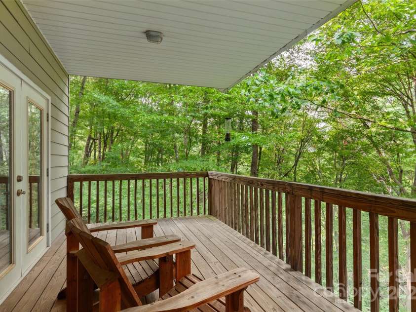 608 Brandywine Road, Waynesville, NC 28786.  MLS# CAR4267160, YatesRealty ID 17825. 