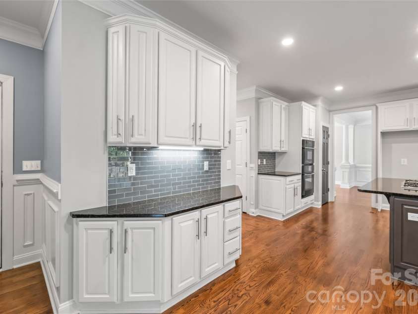 907 Hickory Stick Drive, Fort Mill, SC 29715.  MLS# CAR4376374, YatesRealty ID 17826. 