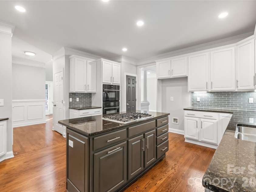 907 Hickory Stick Drive, Fort Mill, SC 29715.  MLS# CAR4376374, YatesRealty ID 17826. 