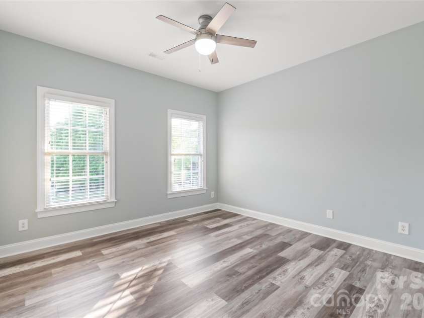 907 Hickory Stick Drive, Fort Mill, SC 29715.  MLS# CAR4376374, YatesRealty ID 17826. 