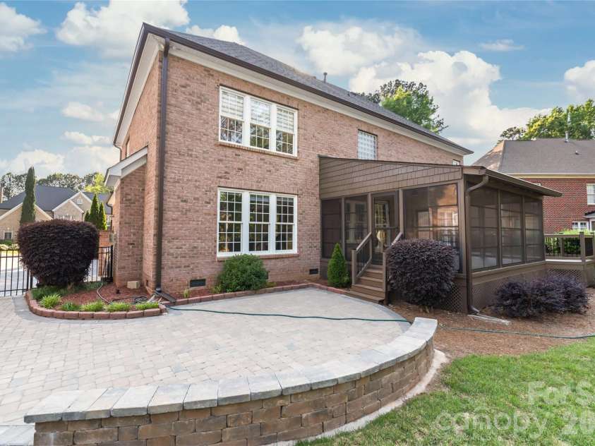 907 Hickory Stick Drive, Fort Mill, SC 29715.  MLS# CAR4376374, YatesRealty ID 17826. 