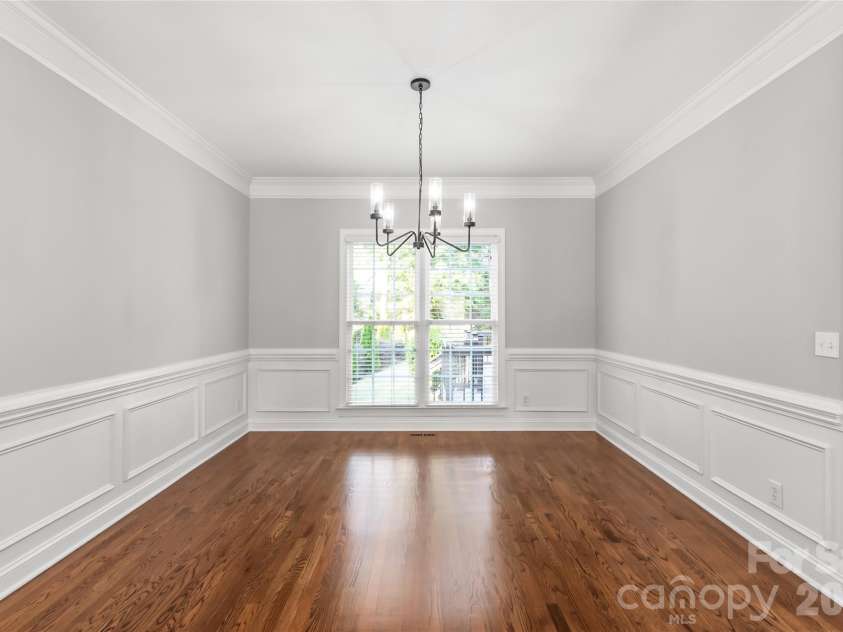 907 Hickory Stick Drive, Fort Mill, SC 29715.  MLS# CAR4376374, YatesRealty ID 17826. Dining Room