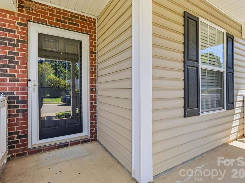 110 Camforth Drive, Mooresville, NC 28117.  MLS# CAR4369221, YatesRealty ID 17827. 