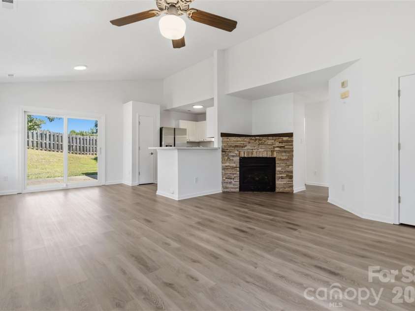 110 Camforth Drive, Mooresville, NC 28117.  MLS# CAR4369221, YatesRealty ID 17827. 