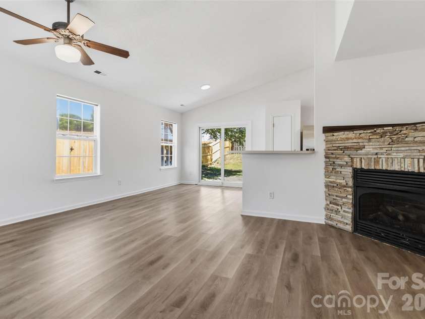 110 Camforth Drive, Mooresville, NC 28117.  MLS# CAR4369221, YatesRealty ID 17827. 
