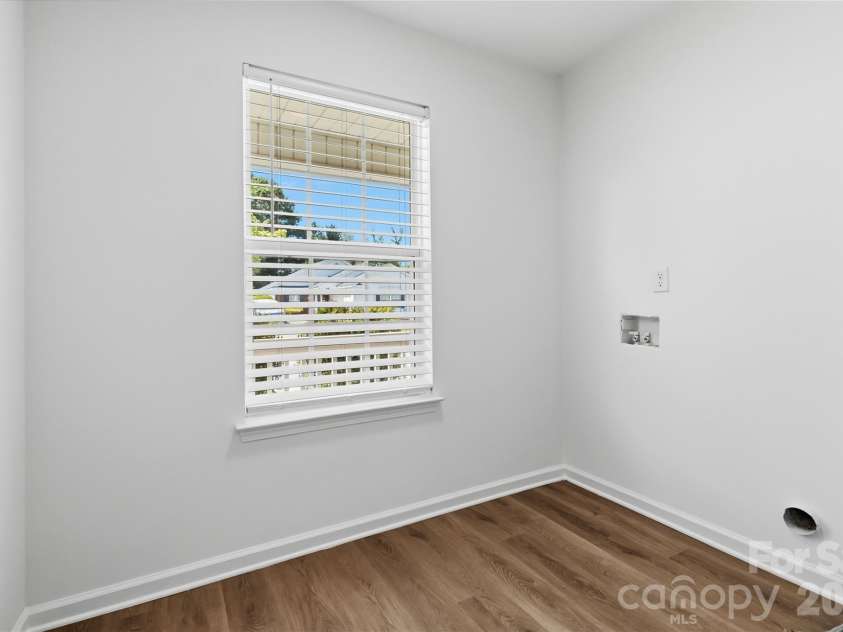 110 Camforth Drive, Mooresville, NC 28117.  MLS# CAR4369221, YatesRealty ID 17827. 