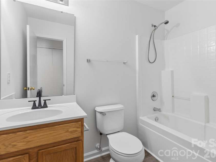 110 Camforth Drive, Mooresville, NC 28117.  MLS# CAR4369221, YatesRealty ID 17827. 