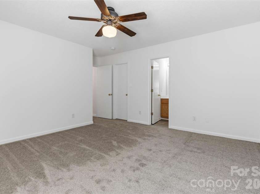 110 Camforth Drive, Mooresville, NC 28117.  MLS# CAR4369221, YatesRealty ID 17827. 