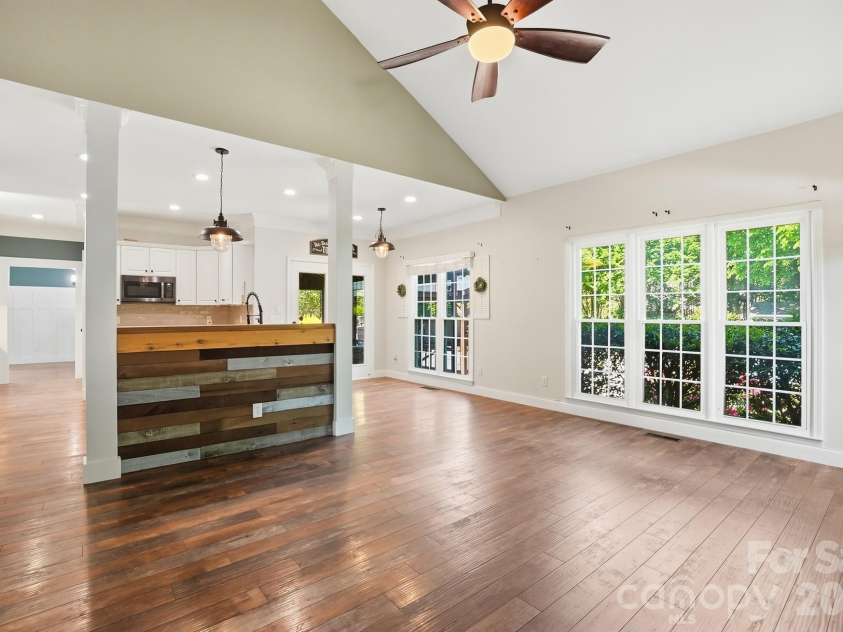 1522 12th Fairway Drive, Concord, NC 28027.  MLS# CAR4357344, YatesRealty ID 17829. 