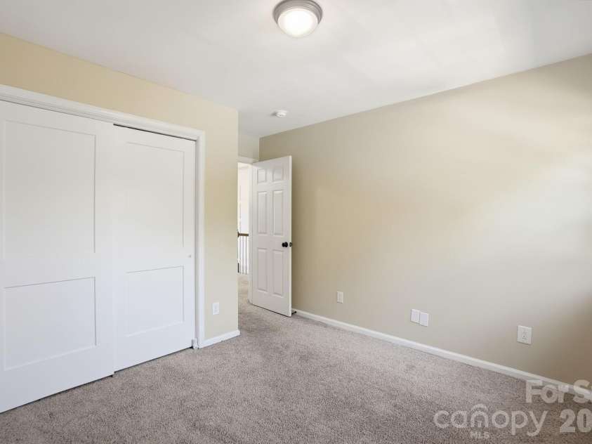 1522 12th Fairway Drive, Concord, NC 28027.  MLS# CAR4357344, YatesRealty ID 17829. 