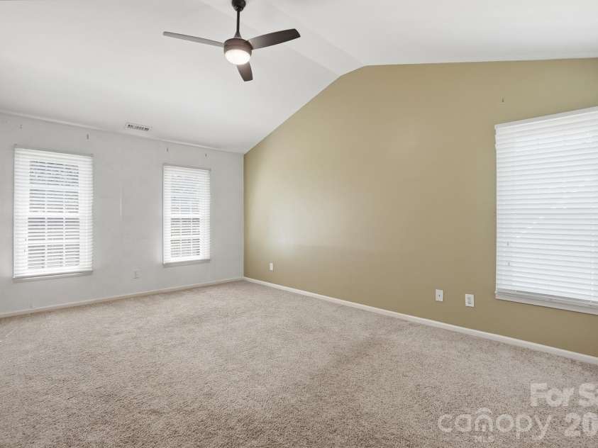 1522 12th Fairway Drive, Concord, NC 28027.  MLS# CAR4357344, YatesRealty ID 17829. Primary Bedroom