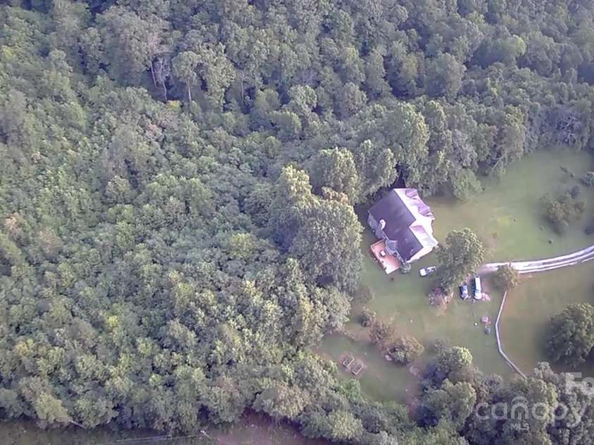 512 Shiloh Drive, Hendersonville, NC 28792.  MLS# CAR4208109, YatesRealty ID 17829. Picture to show when it is summer time and green