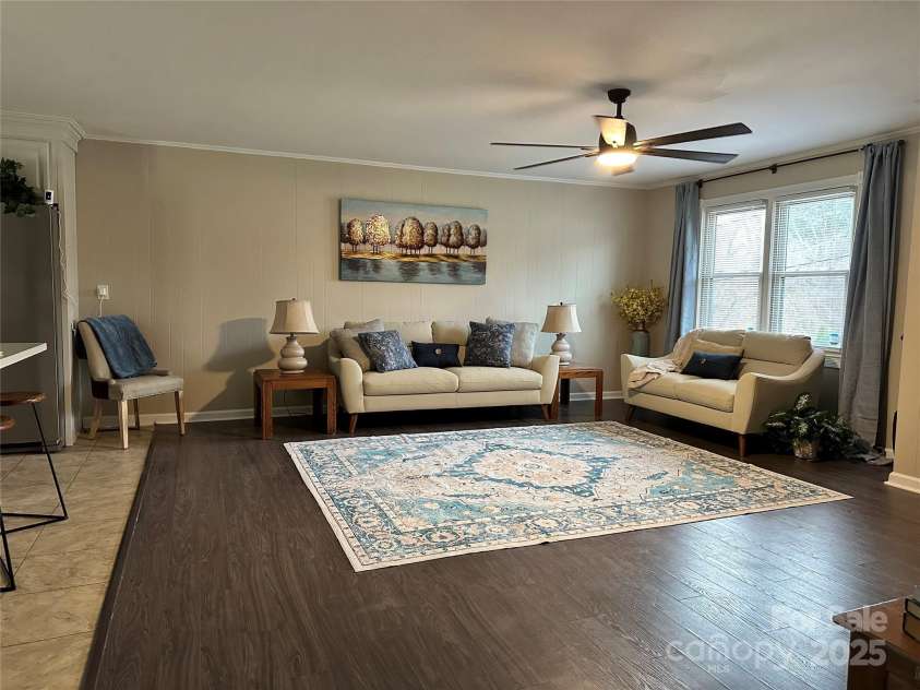 251 Briarcliff Drive, Kannapolis, NC 28081.  MLS# CAR4313103, YatesRealty ID 1783. 