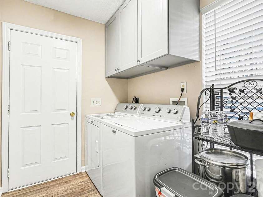 228 Creek View Road, Mooresville, NC 28117.  MLS# CAR4334038, YatesRealty ID 17830. 