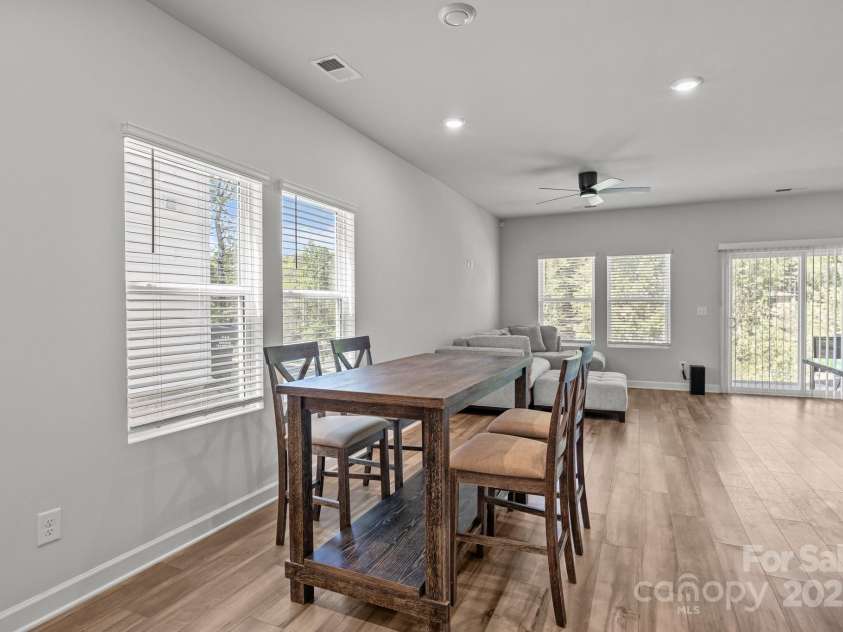 2340 Belterra Drive, Charlotte, NC 28216.  MLS# CAR4246902, YatesRealty ID 17830. 