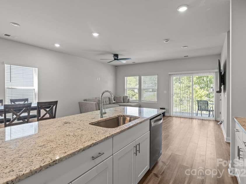 2340 Belterra Drive, Charlotte, NC 28216.  MLS# CAR4246902, YatesRealty ID 17830. 