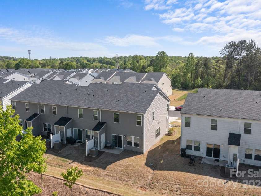 2340 Belterra Drive, Charlotte, NC 28216.  MLS# CAR4246902, YatesRealty ID 17830. 