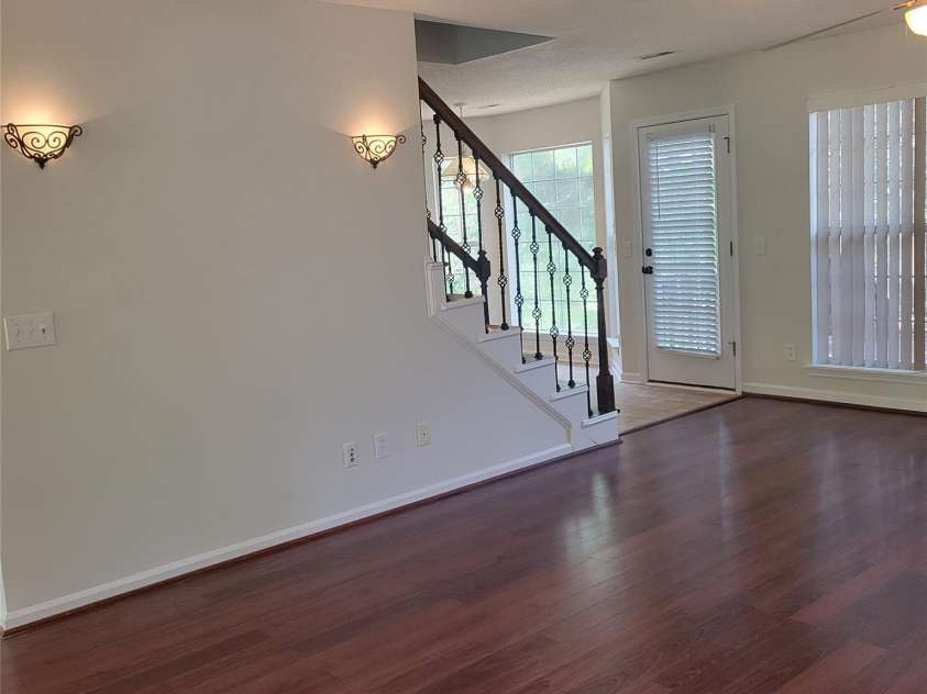 13039 Peacock Lane, Charlotte, NC 28215.  MLS# CAR4267109, YatesRealty ID 17831. 