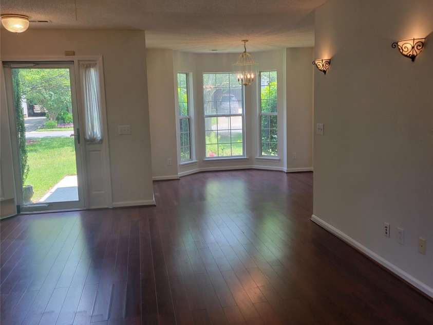 13039 Peacock Lane, Charlotte, NC 28215.  MLS# CAR4267109, YatesRealty ID 17831. 