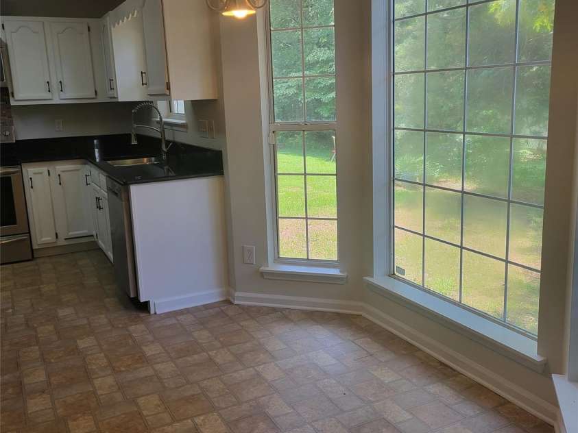 13039 Peacock Lane, Charlotte, NC 28215.  MLS# CAR4267109, YatesRealty ID 17831. 