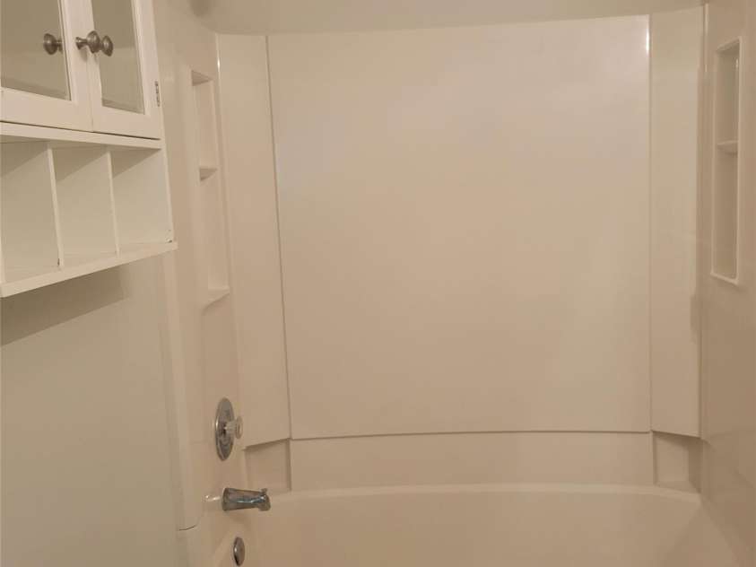 13039 Peacock Lane, Charlotte, NC 28215.  MLS# CAR4267109, YatesRealty ID 17831. 