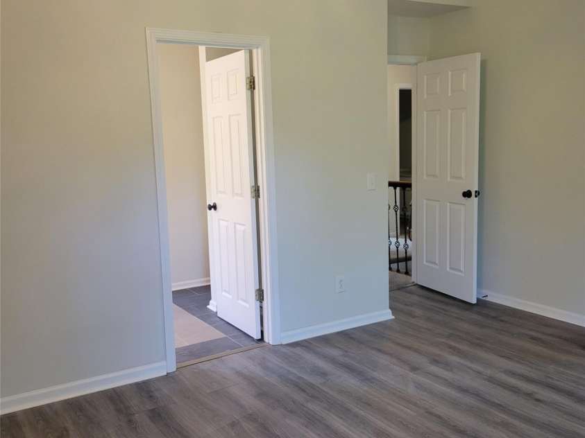 13039 Peacock Lane, Charlotte, NC 28215.  MLS# CAR4267109, YatesRealty ID 17831. 