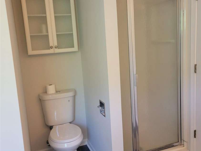 13039 Peacock Lane, Charlotte, NC 28215.  MLS# CAR4267109, YatesRealty ID 17831. 
