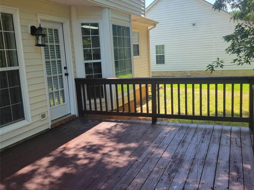 13039 Peacock Lane, Charlotte, NC 28215.  MLS# CAR4267109, YatesRealty ID 17831. 