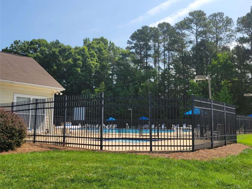 13039 Peacock Lane, Charlotte, NC 28215.  MLS# CAR4267109, YatesRealty ID 17831. 