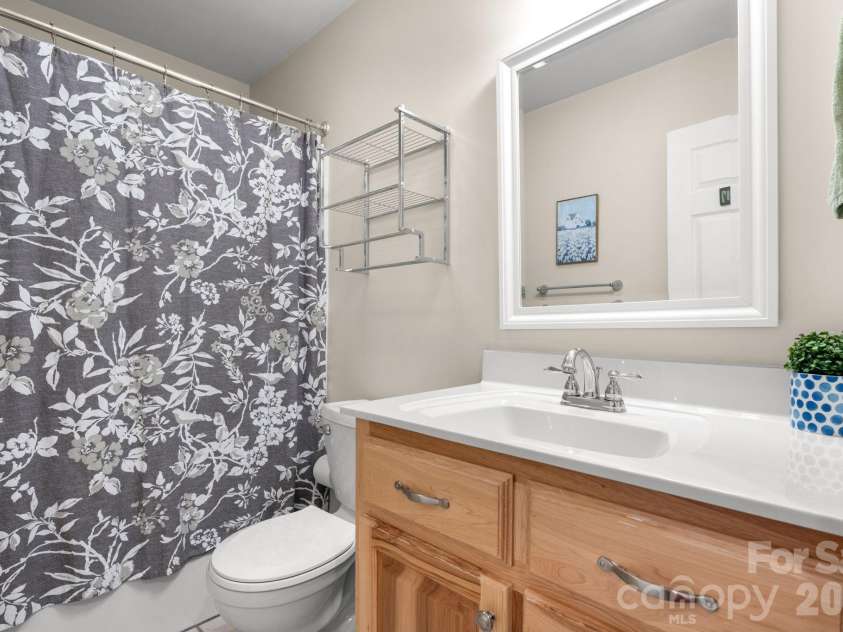 4262 Boulder Drive, Morganton, NC 28655.  MLS# CAR4369441, YatesRealty ID 17832. 