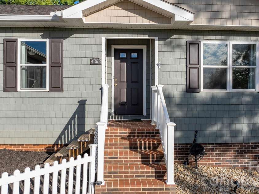 4262 Boulder Drive, Morganton, NC 28655.  MLS# CAR4369441, YatesRealty ID 17832. 