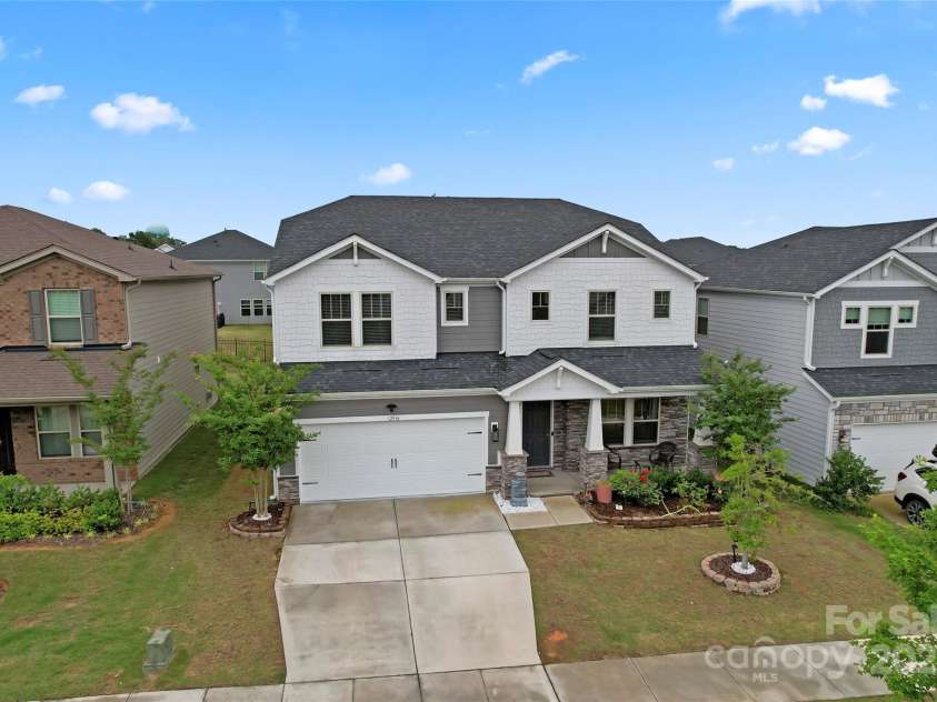 12536 Stoneybrook Parkway, Huntersville, NC 28078.  MLS# CAR4266059, YatesRealty ID 17834. 