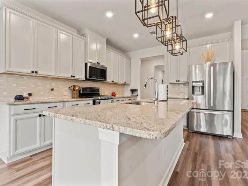 12536 Stoneybrook Parkway, Huntersville, NC 28078.  MLS# CAR4266059, YatesRealty ID 17834. 