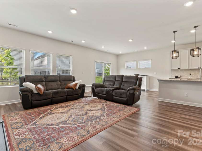12536 Stoneybrook Parkway, Huntersville, NC 28078.  MLS# CAR4266059, YatesRealty ID 17834. 
