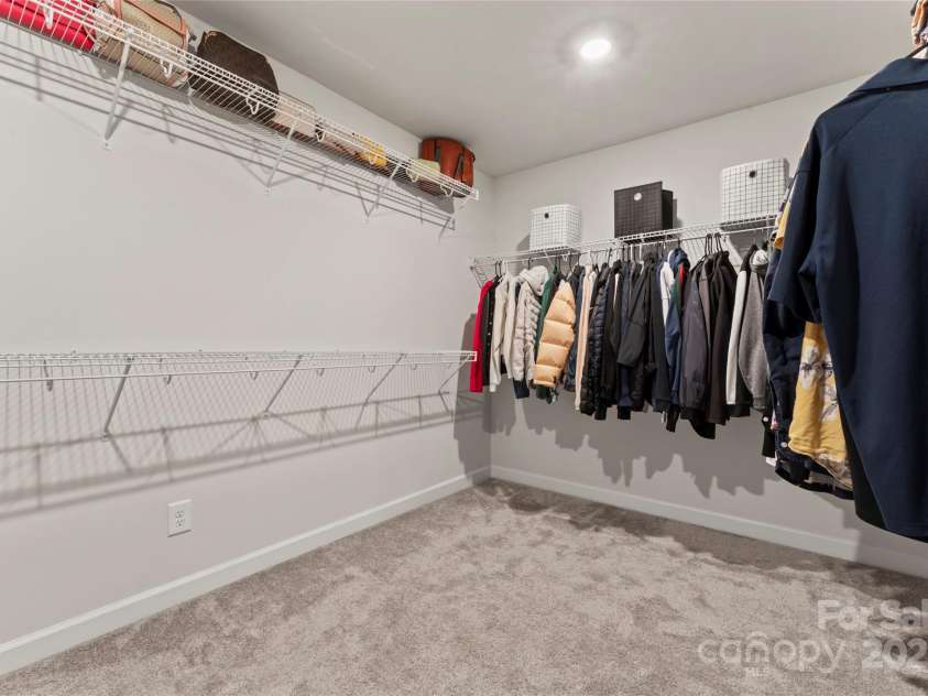 12536 Stoneybrook Parkway, Huntersville, NC 28078.  MLS# CAR4320285, YatesRealty ID 17834. 