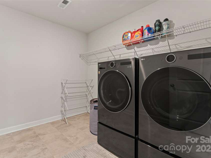 12536 Stoneybrook Parkway, Huntersville, NC 28078.  MLS# CAR4320285, YatesRealty ID 17834. 