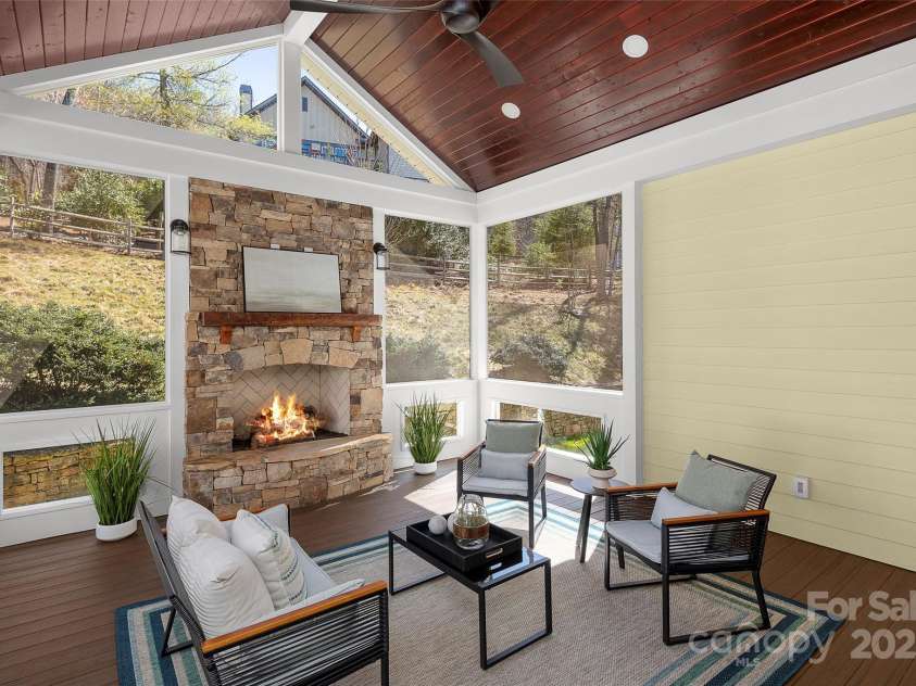 16 La Rue Court, Biltmore Lake, NC 28715.  MLS# CAR4224006, YatesRealty ID 17839. 