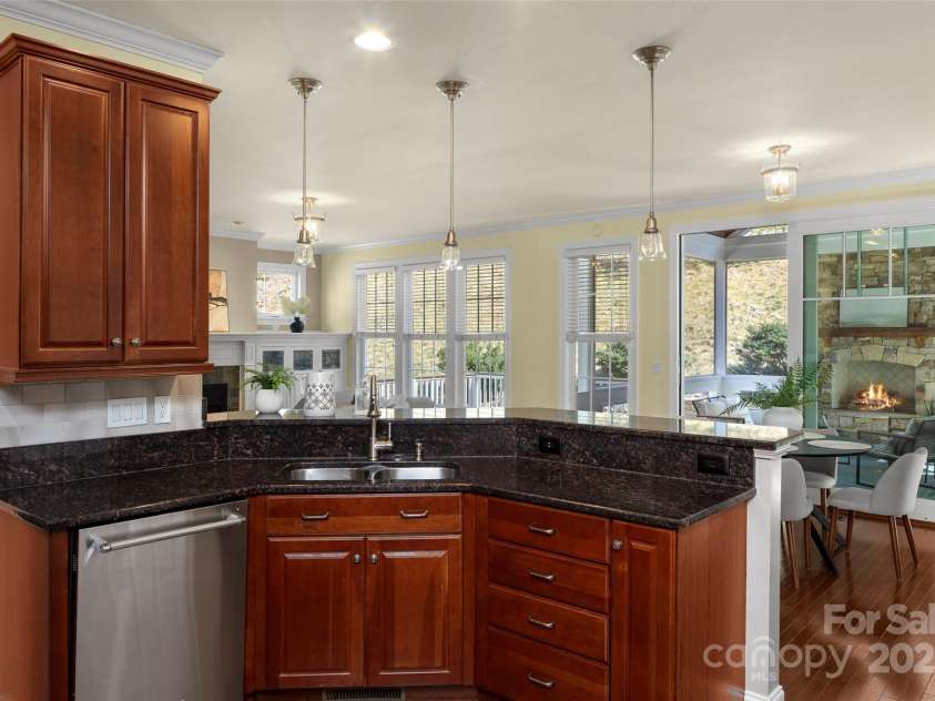 16 La Rue Court, Biltmore Lake, NC 28715.  MLS# CAR4224006, YatesRealty ID 17839. Perfect flow for entertaining!