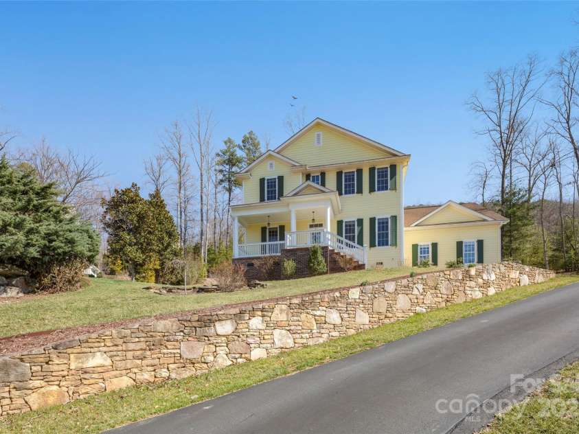 16 La Rue Court, Biltmore Lake, NC 28715.  MLS# CAR4224006, YatesRealty ID 17839. Spectacular stone work