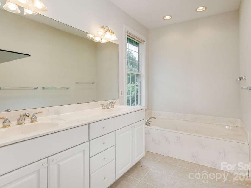 35 STONECREST Court, Flat Rock, NC 28731.  MLS# CAR4272012, YatesRealty ID 1784. 