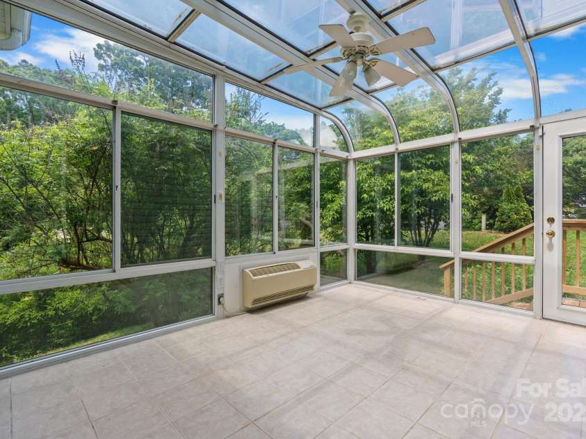 109 Gatwick Court, Statesville, NC 28677.  MLS# CAR4257963, YatesRealty ID 17840. Sunroom