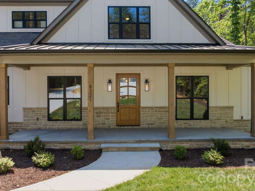 8321 Long Island Road, Catawba, NC 28609.  MLS# CAR4375313, YatesRealty ID 17840. Front Porch 