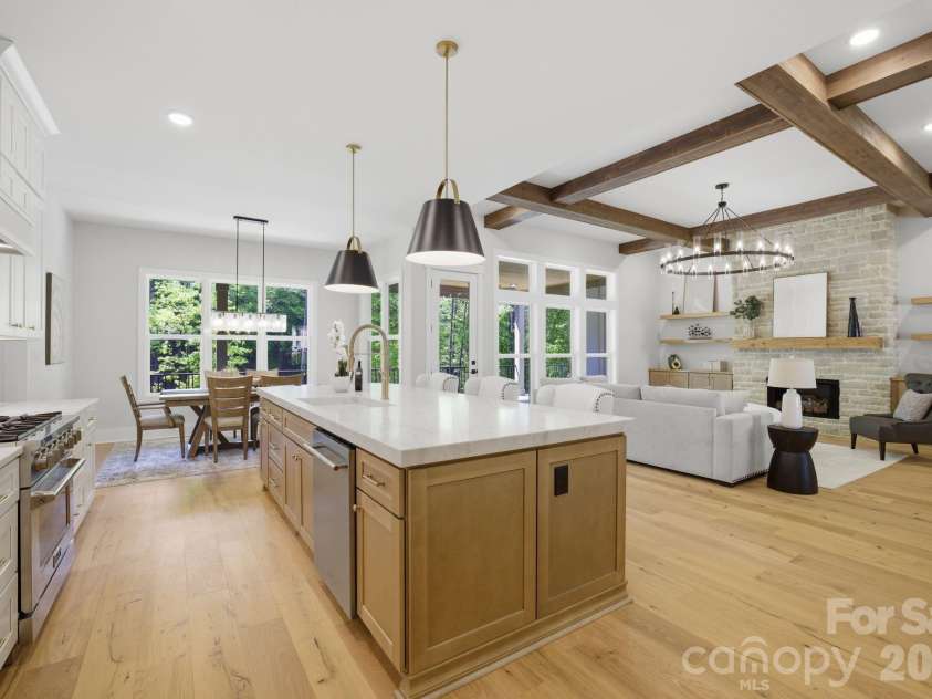 8321 Long Island Road, Catawba, NC 28609.  MLS# CAR4375313, YatesRealty ID 17840. Kitchen 
