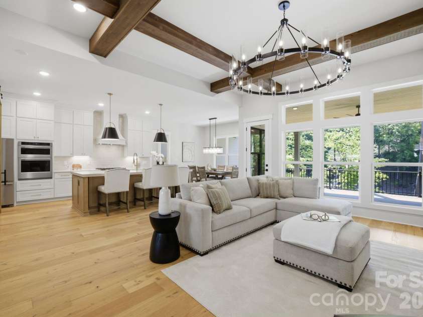 8321 Long Island Road, Catawba, NC 28609.  MLS# CAR4375313, YatesRealty ID 17840. Living Room 