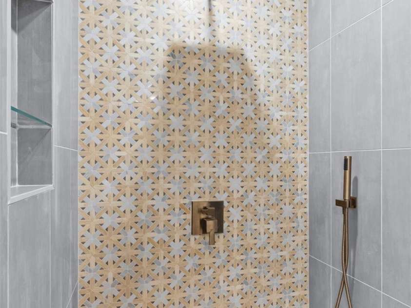 2525 Lumina Avenue, Charlotte, NC 28208.  MLS# CAR4278453, YatesRealty ID 17841. 