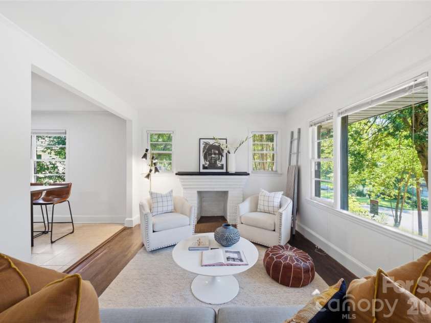 2642 Rachel Street, Charlotte, NC 28206.  MLS# CAR4353751, YatesRealty ID 17844. 