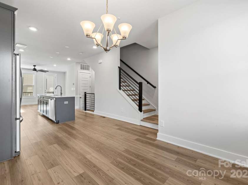539 Tremont Avenue, Charlotte, NC 28203.  MLS# CAR4210616, YatesRealty ID 17844. Dining Room